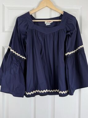 Vineyard Vines Navy Wide Sleeve Blouse with Cream Ric Rac Trim XS